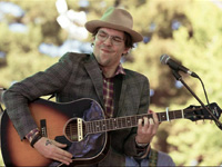 Justin Townes Earle Plays The RAJ-126